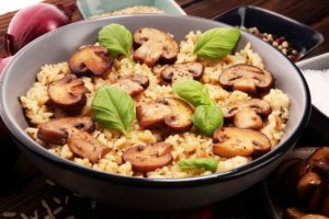 Risotto is one of the traditional Italian food dishes.