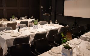 How to Plan a Corporate Dinner Event 